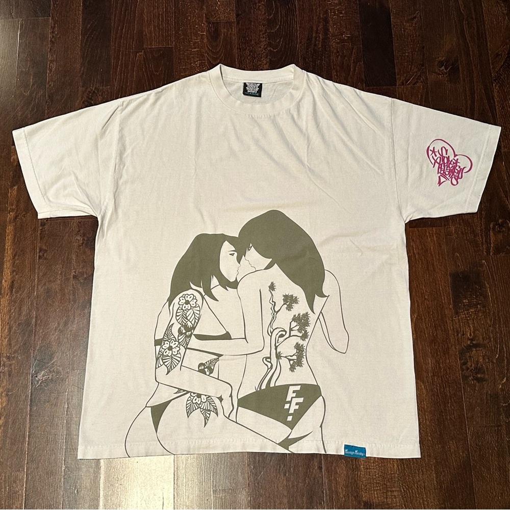 Foreign Family Foreign Affairs T-Shirt Size XL